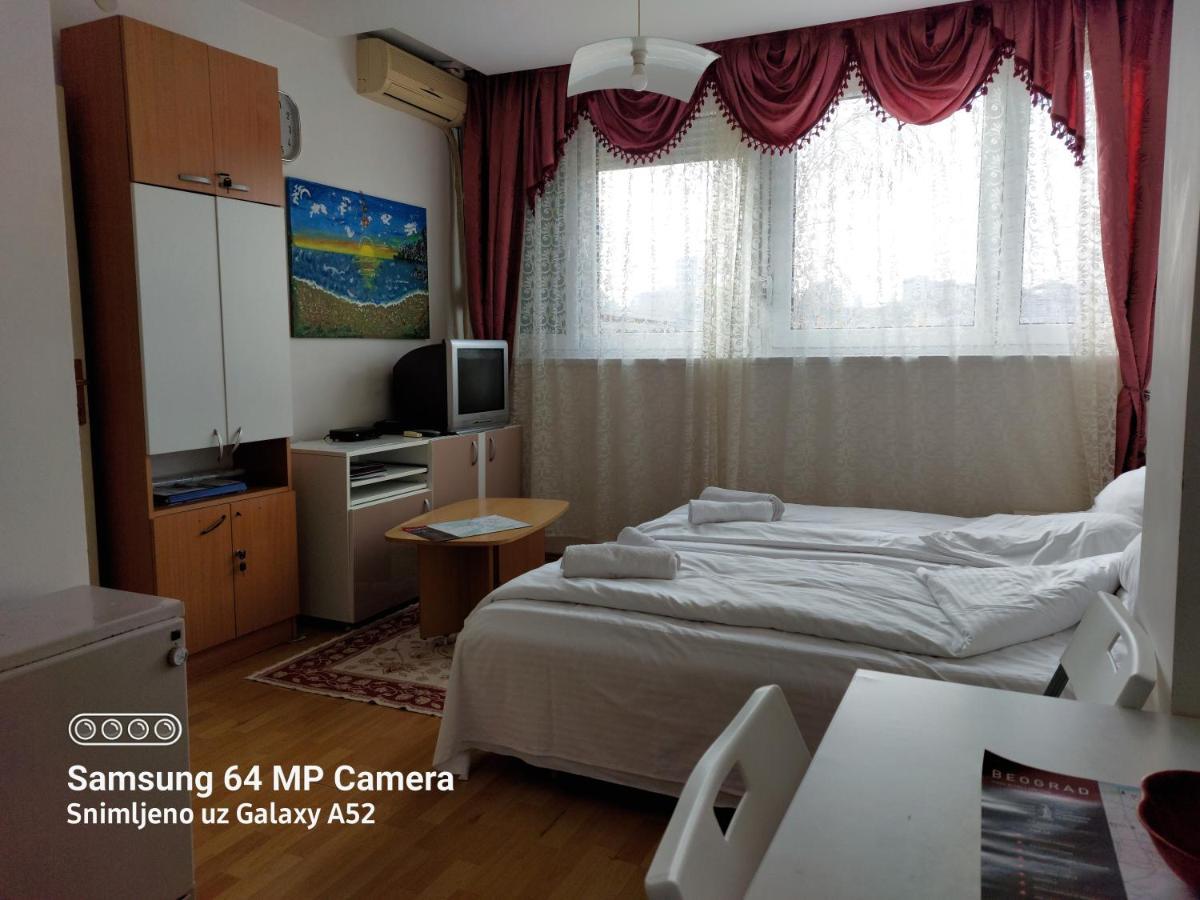 Apartment Daca Stan Βελιγράδι Εξωτερικό φωτογραφία
