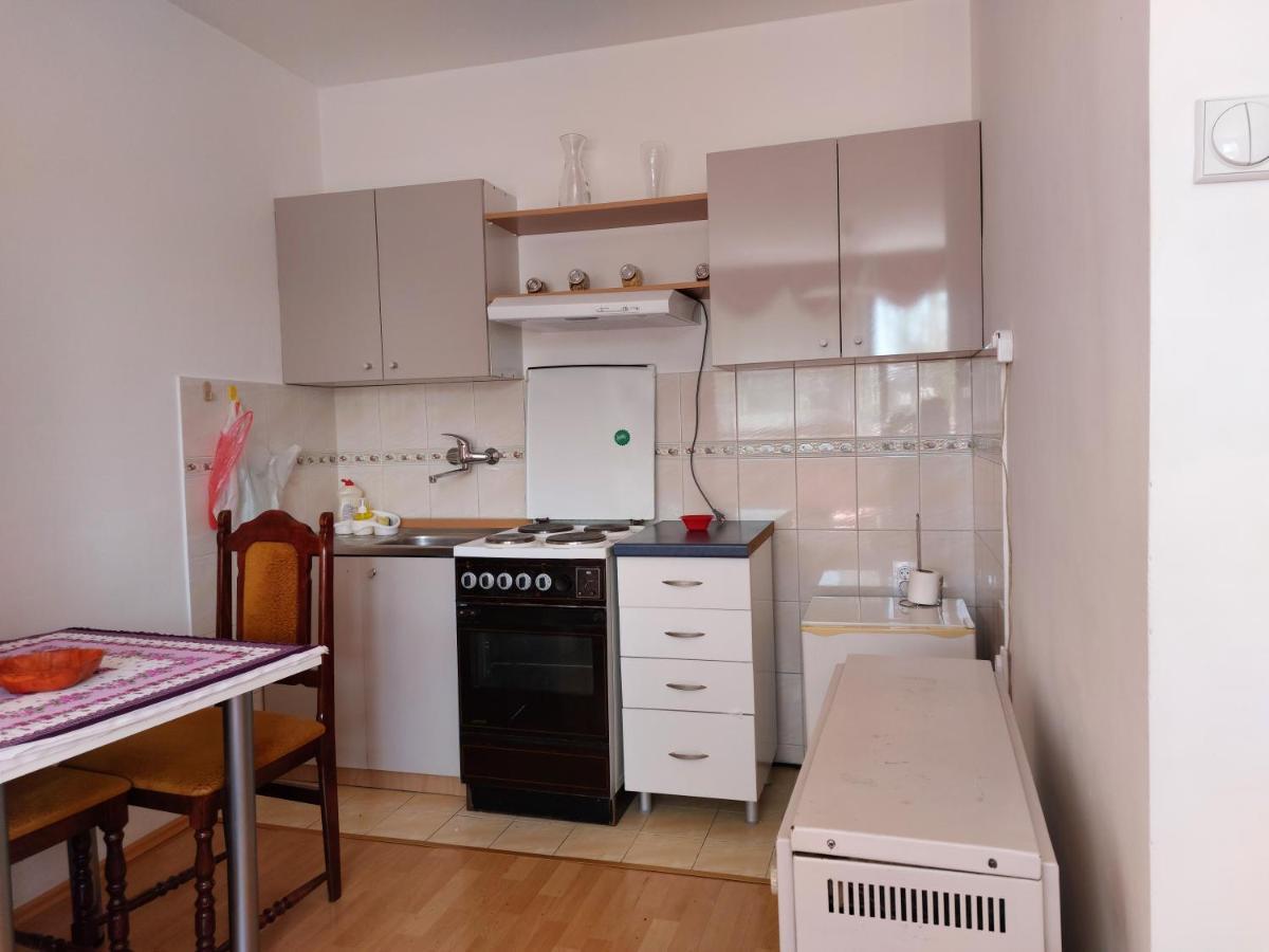 Apartment Daca Stan Βελιγράδι Εξωτερικό φωτογραφία