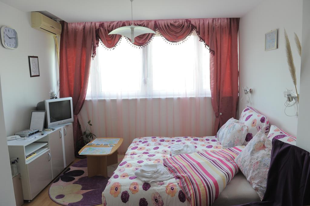 Apartment Daca Stan Βελιγράδι Εξωτερικό φωτογραφία
