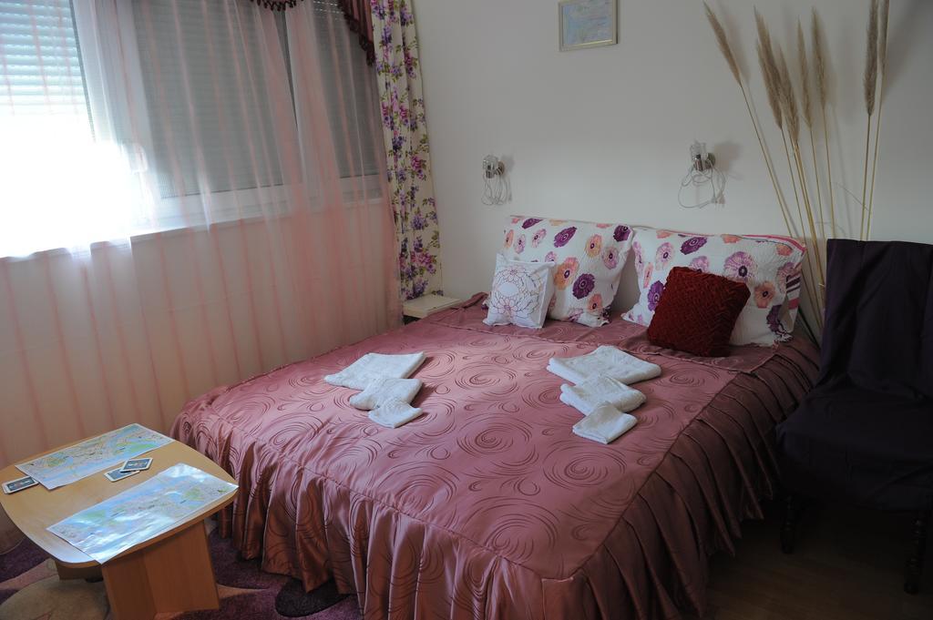 Apartment Daca Stan Βελιγράδι Εξωτερικό φωτογραφία